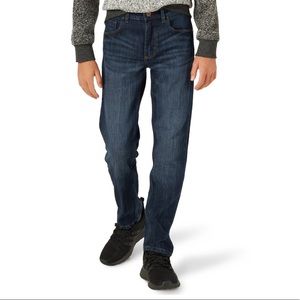 NWT sz 4 Wrangler Boy’s Taper Fit Jean